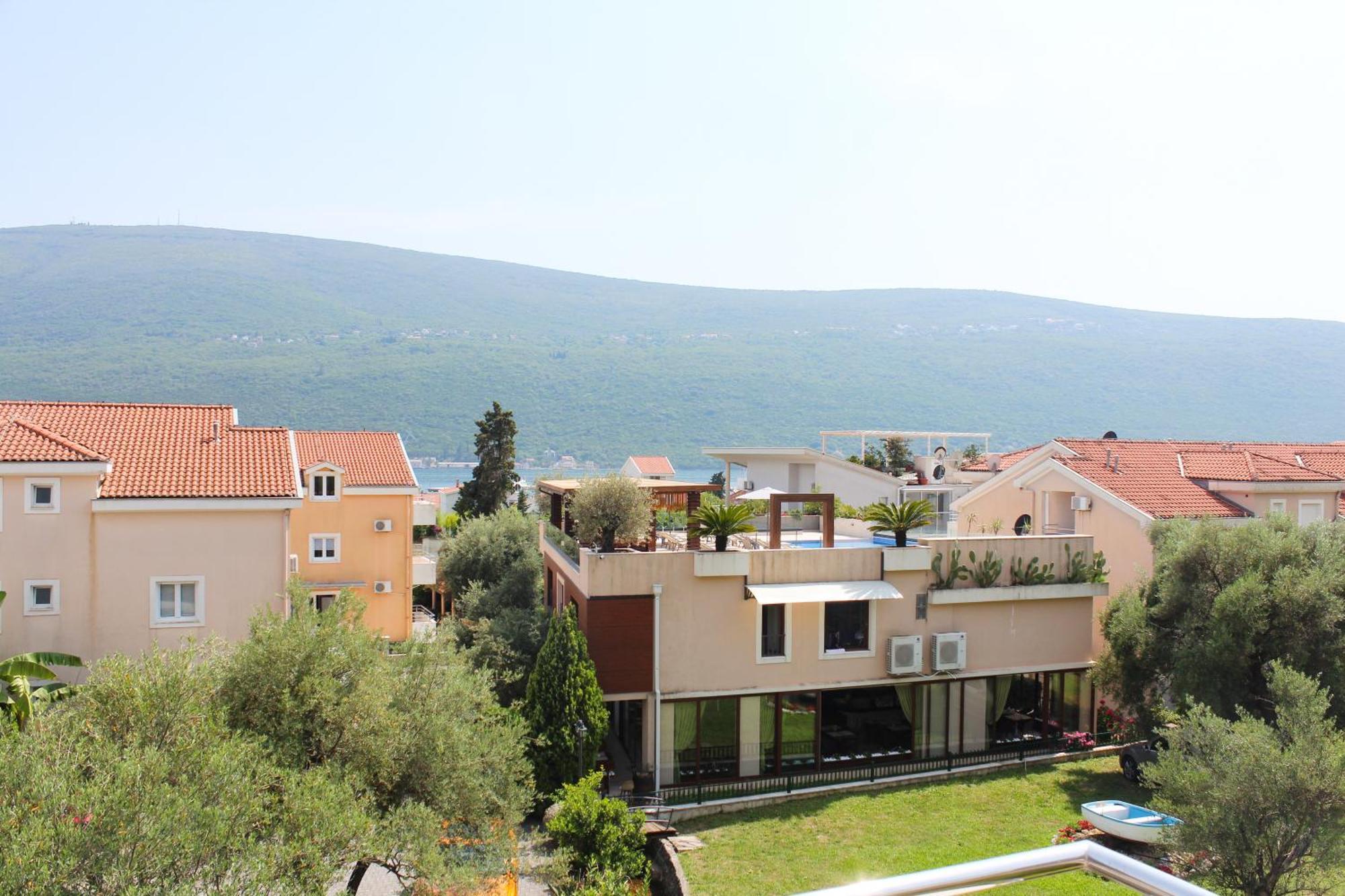 Apart hotel Sun Village Herceg Novi Rum bild