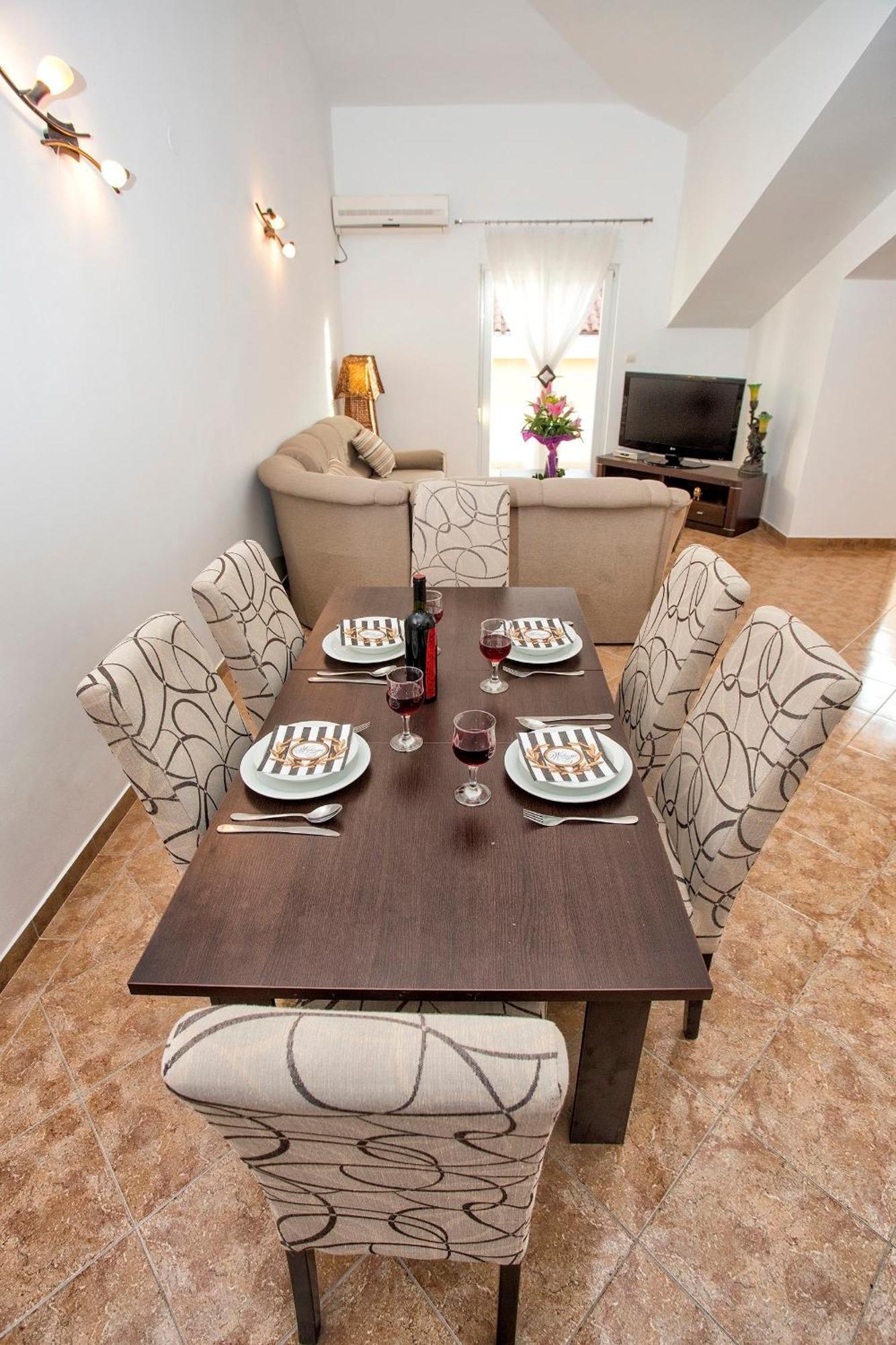 Apart hotel Sun Village Herceg Novi Rum bild