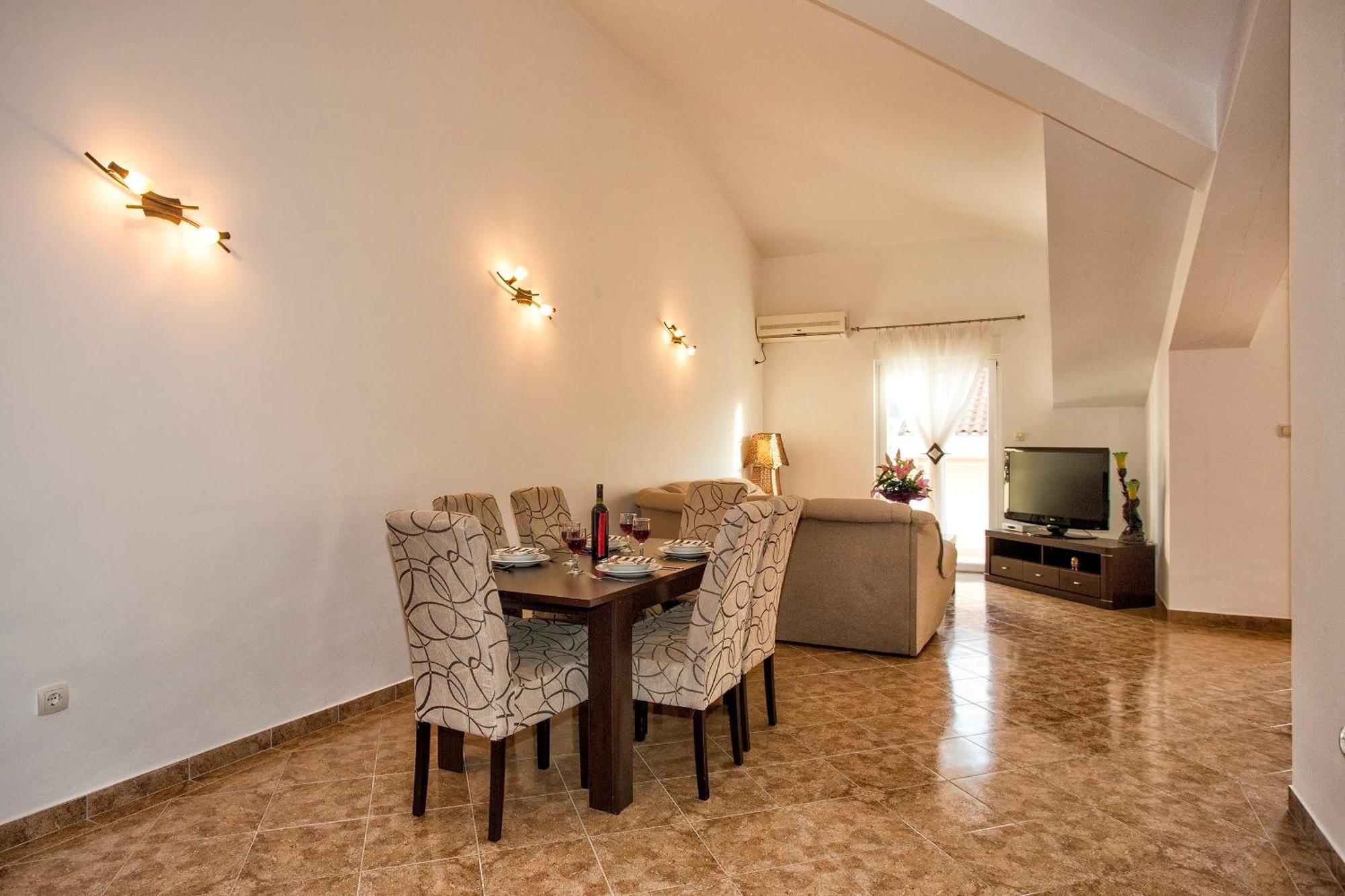 Apart hotel Sun Village Herceg Novi Rum bild
