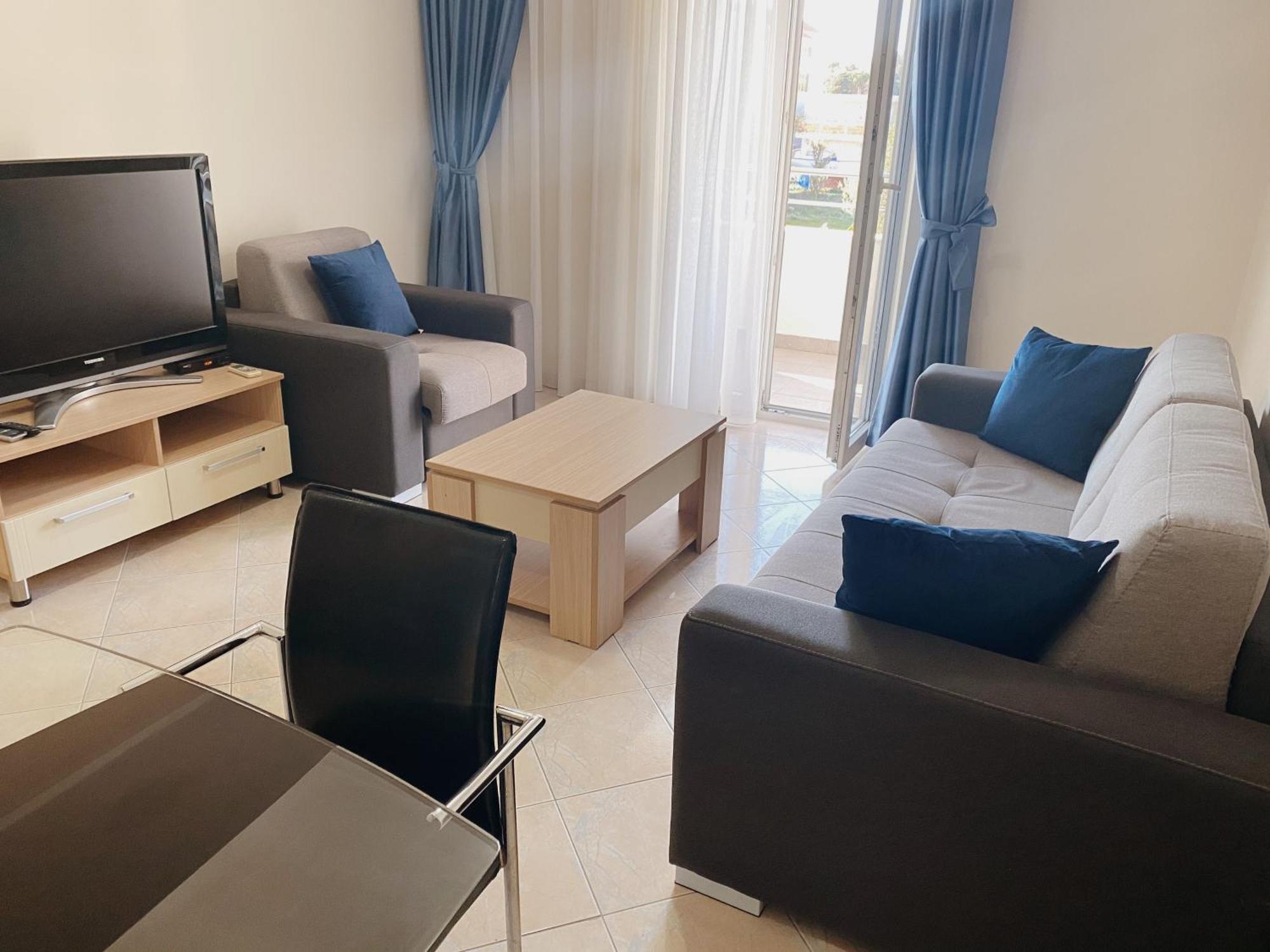 Apart hotel Sun Village Herceg Novi Rum bild