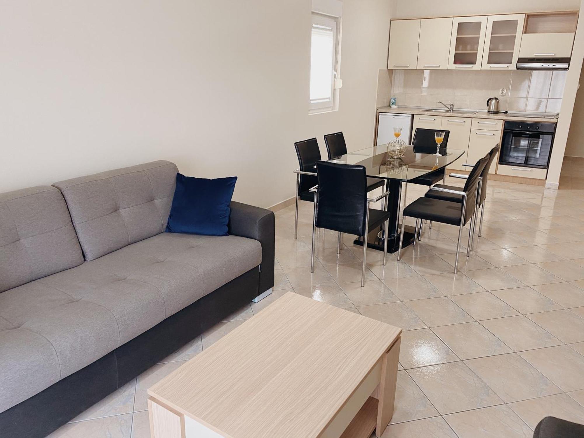 Apart hotel Sun Village Herceg Novi Rum bild