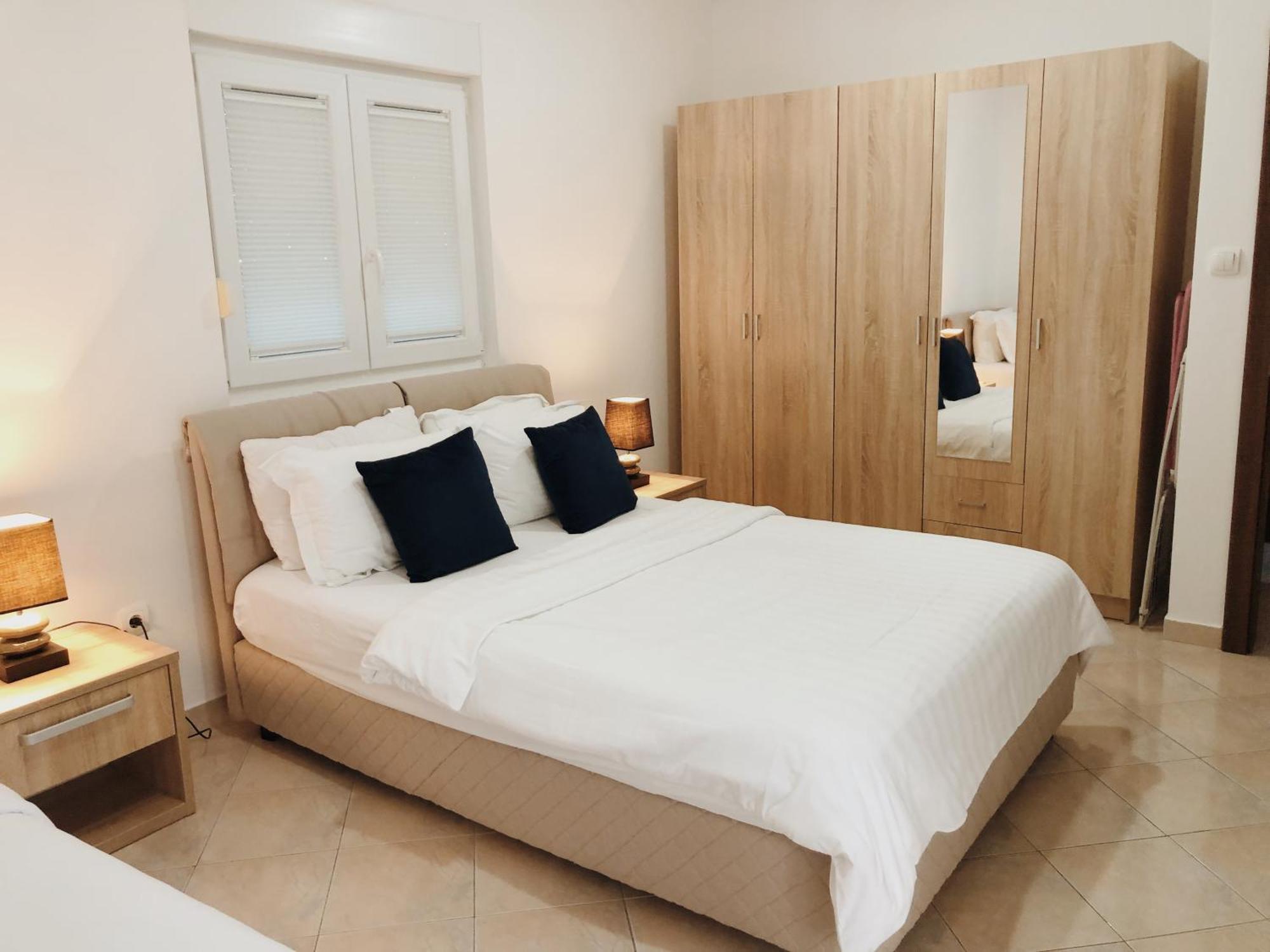 Apart hotel Sun Village Herceg Novi Rum bild